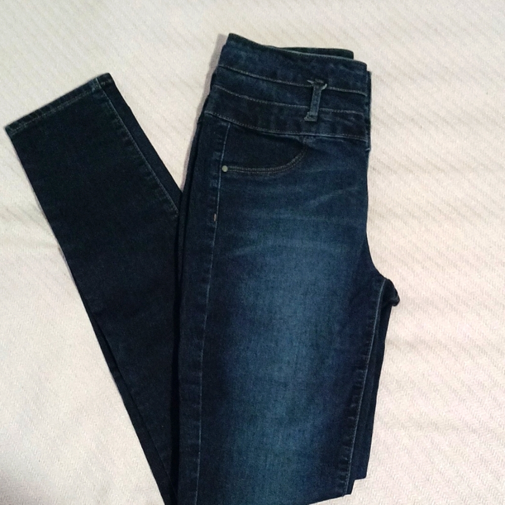 Refuge High rise Dark Wash Jeans